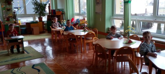 Wychowankowie Publicznego Przedszkola w Niedomicach